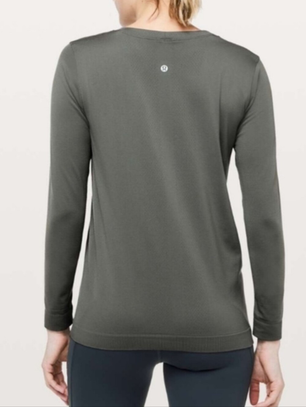 lululemon Swiftly Tech Long Sleeve Relaxed Fit Tee Gray Sage Medium